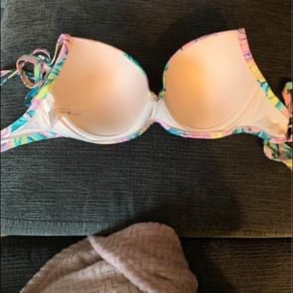 Bikini Top - Picture 2 of 2